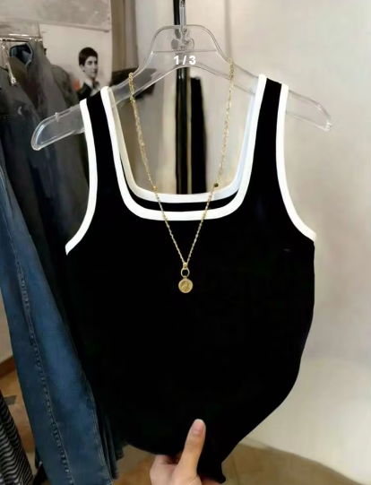 Shein Women Regular Fit Contrast Trim Casual Tank Top>