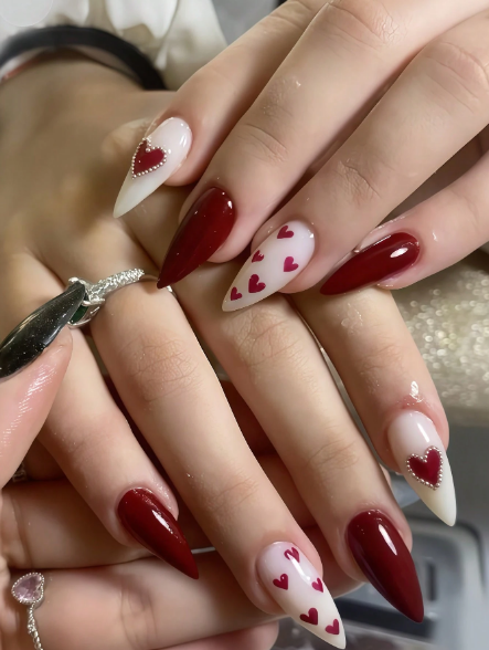 Shein 24pcs Medium Almond-Shaped Minimalist 3D Heart  Red False Nails-.