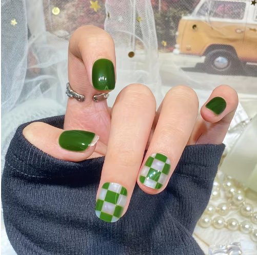 Shein 24pcs Emerald Checkerboard French-Style Fake Nail Stickers - Gel Nail Set-.