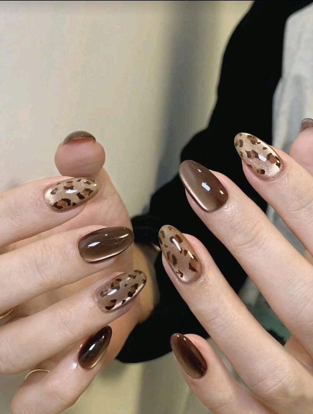 Shein 30Pcs Glossy Short-Oval Press On Nails Brown Cat'S Eye False Nails -.