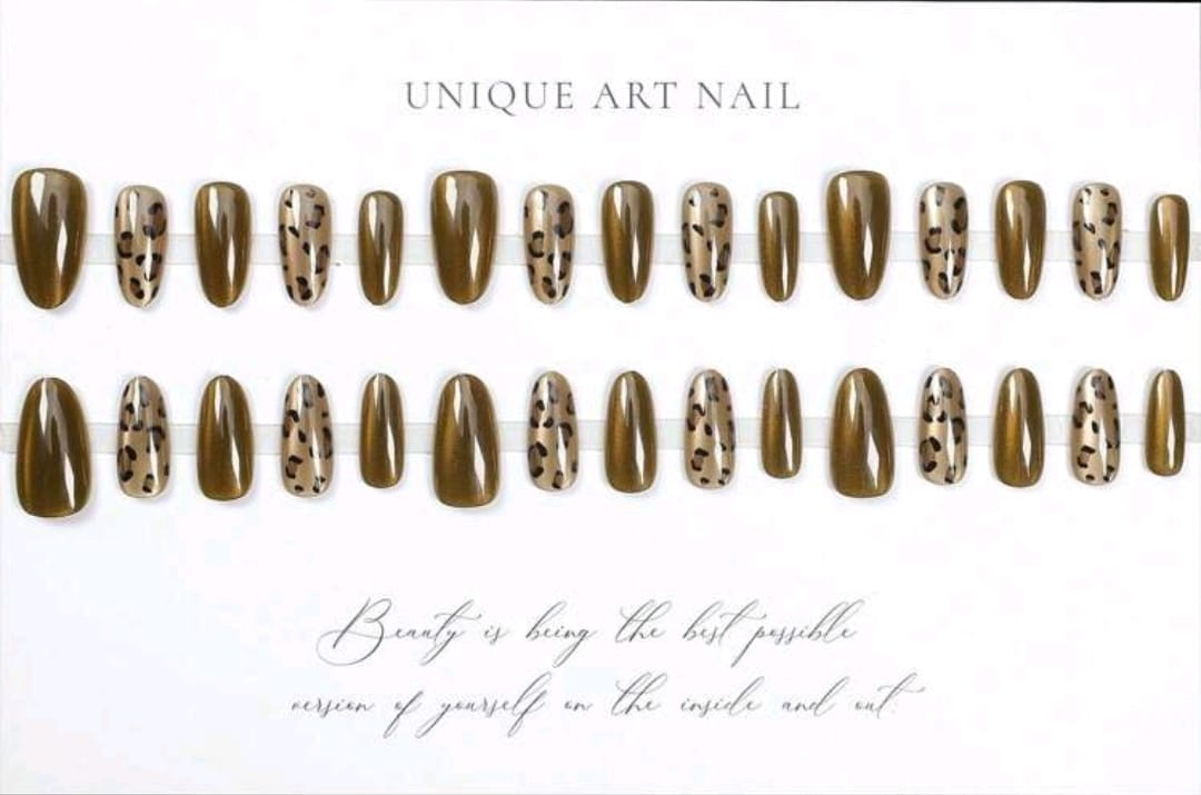 Shein 30Pcs Glossy Short-Oval Press On Nails Brown Cat'S Eye False Nails -.