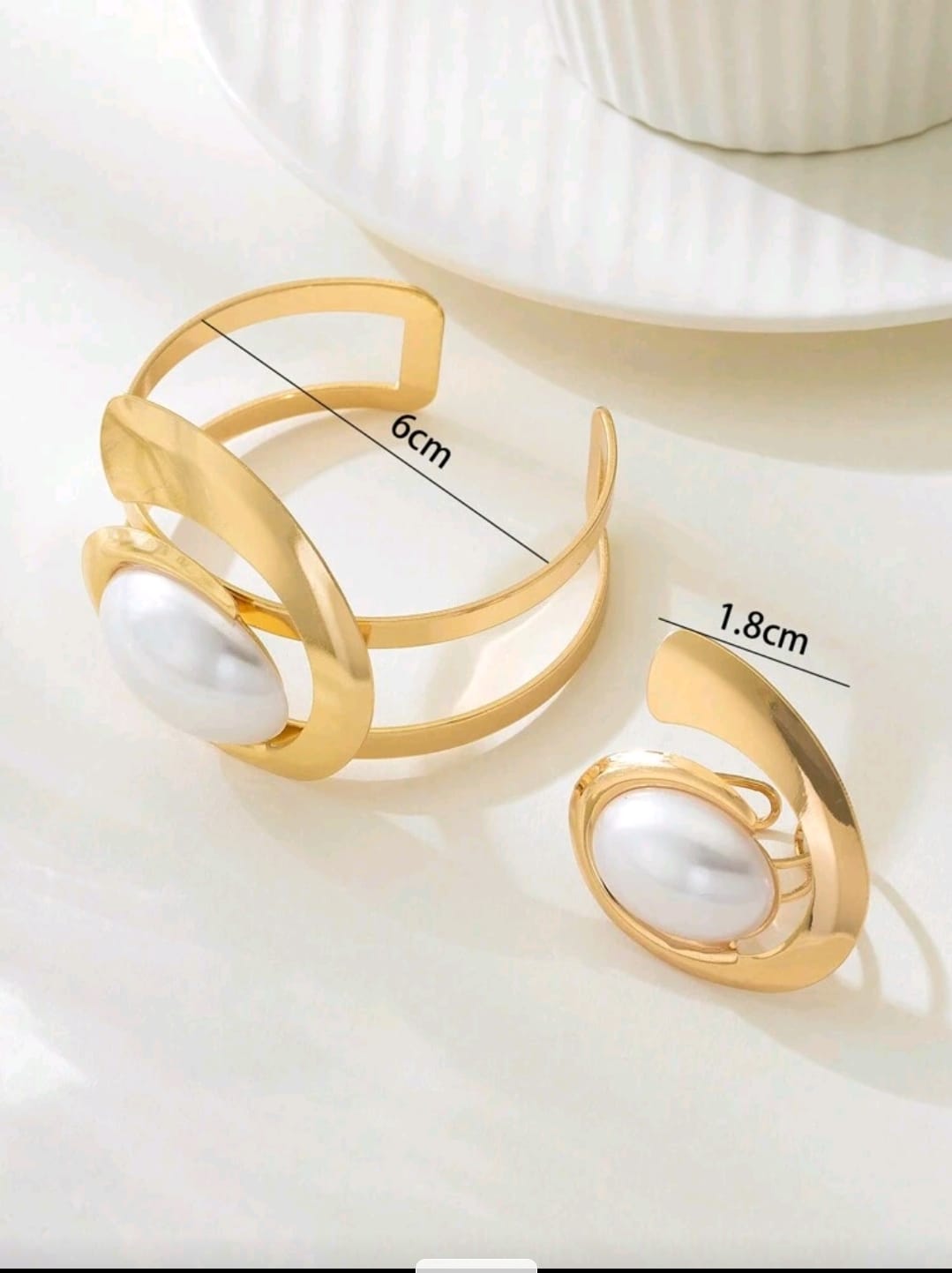 Shein 1 Set Exaggerated Metal Inlaid Pearl Half-Bangle Women Bracelet Ring Jewelry Mini Accessory Set >
