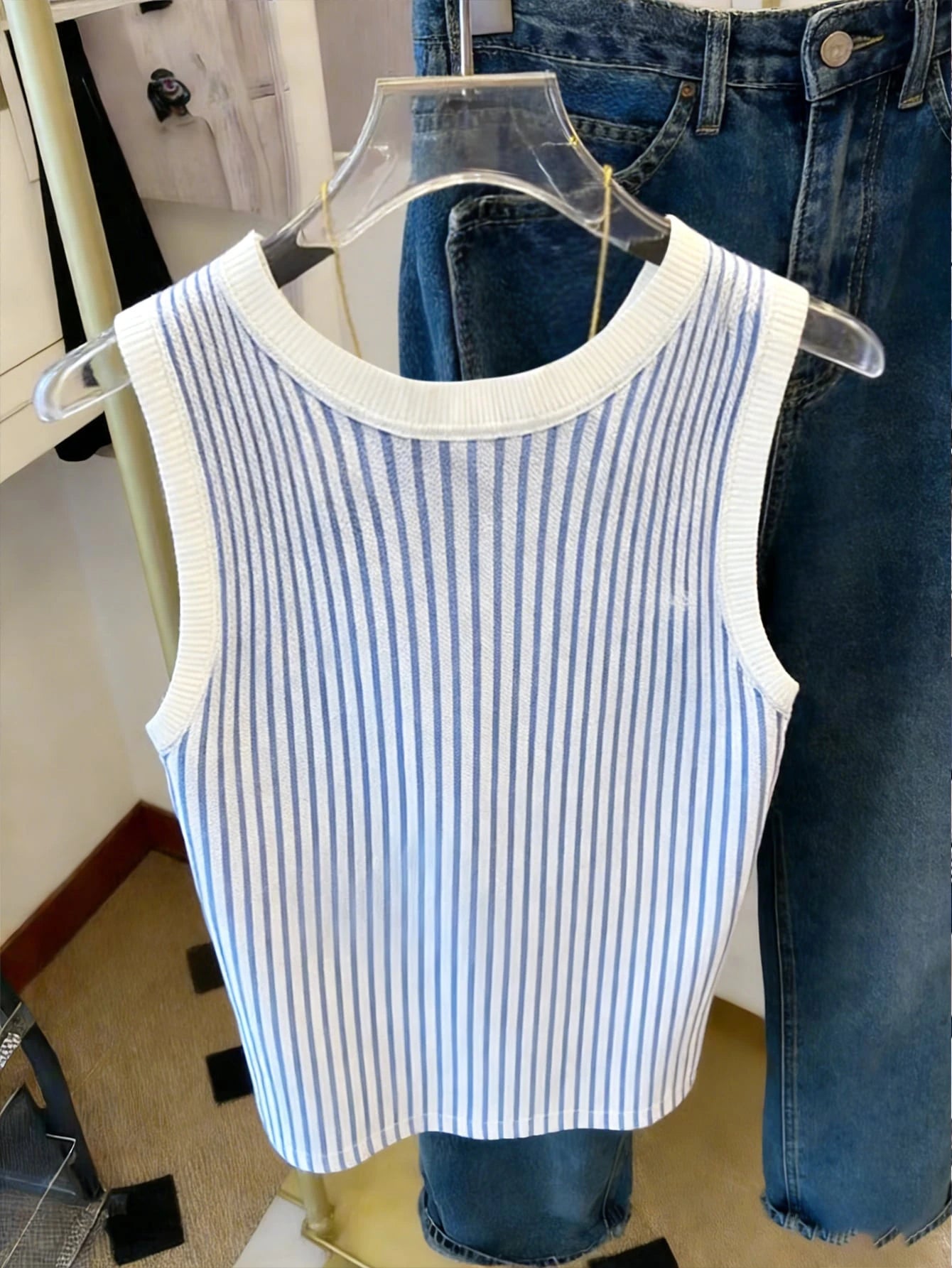 Women's Casual Striped Scoop Neck Sleeveless Tank Top