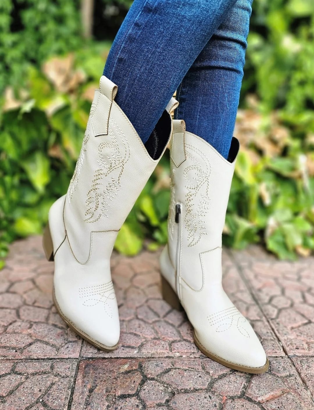 Trendyol Women's Cream Leather Embroidered Zippered Western Cowboy Boots, Size: 37 +