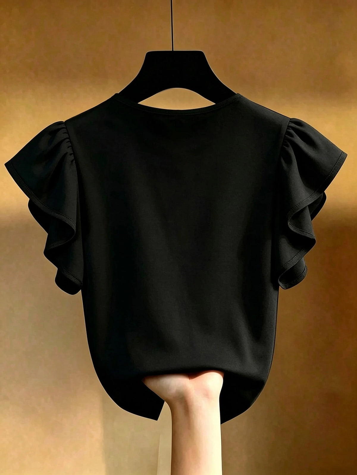 Women's Contrast Color Trim Puff Sleeve T-Shirt