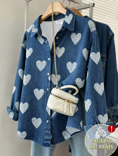 Shein Women's Retro Heart Print Shirt, L -.