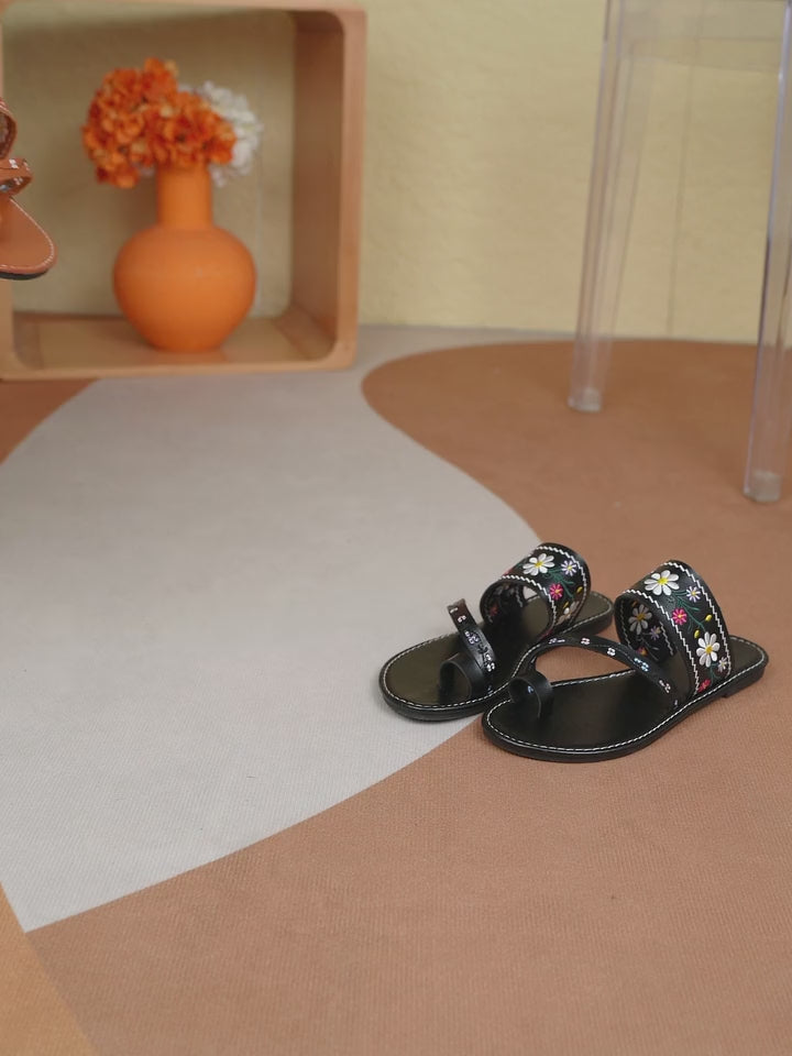 Load video: Women's Embroidered Open Toe Flat Slide Sandals Brown