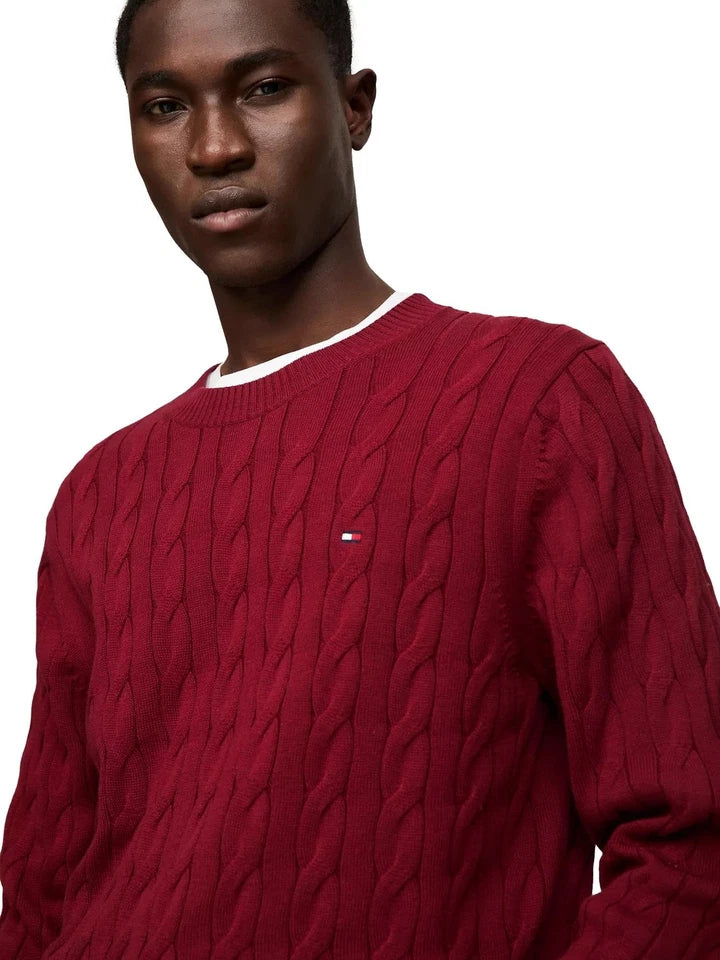 Tommy Men's Cable Knit Sweater, L -.