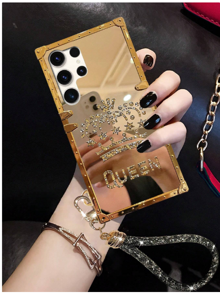 Shein 1pc Fashion Luxury Rhinestone Gold Crown Design Pattern Brand Shockproof Phone>