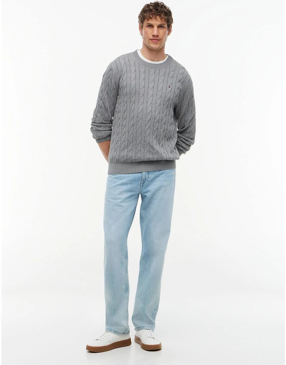 Tommy Cable Knit Crewneck Sweater, L -.