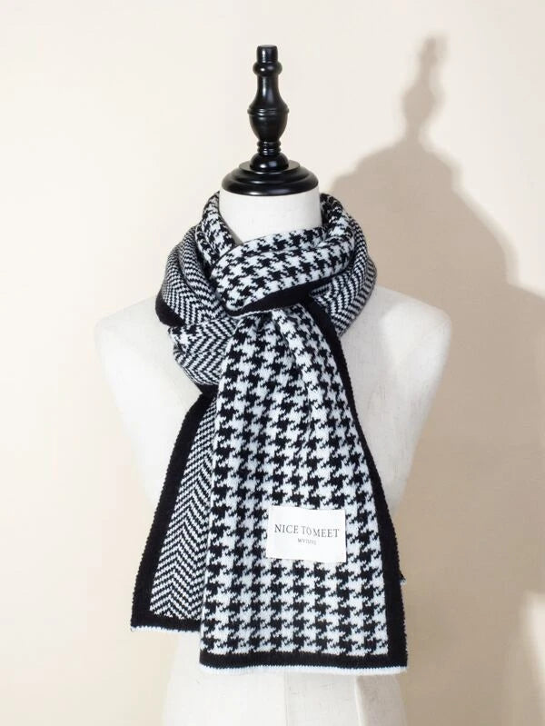 Shein Houndstooth Pattern Slogan Label Decor Scarf */