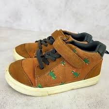 Oshkosh Dinosaur Sneakers For Kids, Size 19 - Hatolna Shop