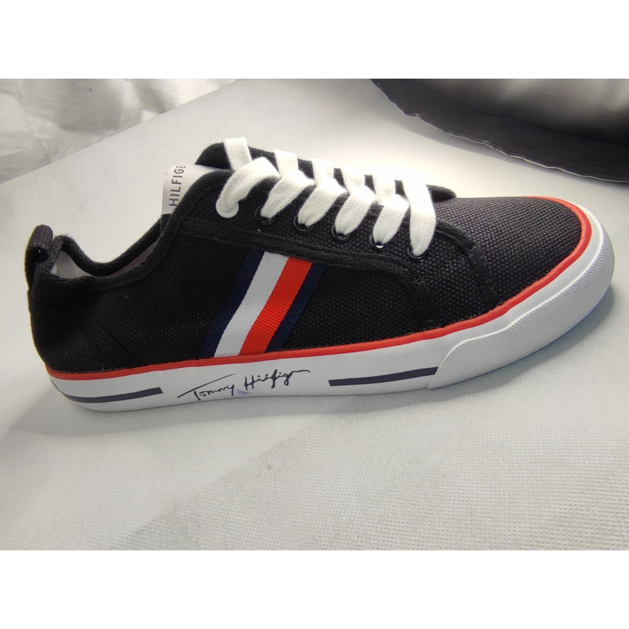 Tommy Shoes For Women, Size 10 - Hatolna Shop
